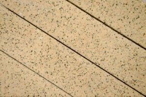Тротуарная плитка Готика Granite FERRO, Жельтау, Полигональ, 893х780х80 мм